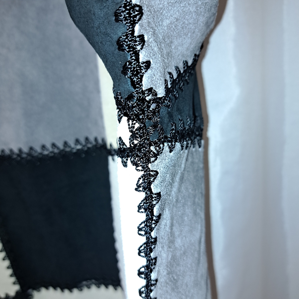 Denim&Co Sz 1X Women's Patchwork Leather Jacket - Black, Gray, and Cream - Picture 6 of 11